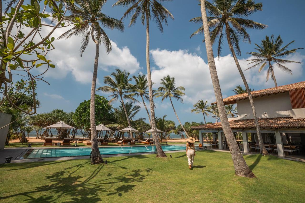 Thamburu, 5*